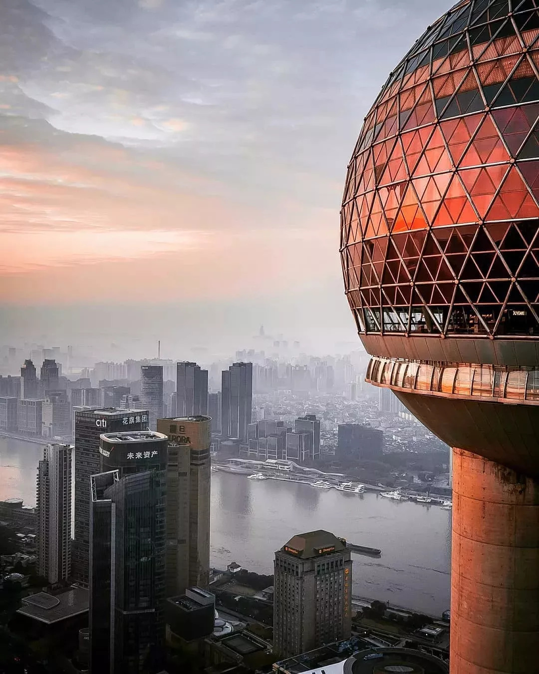 德国摄影师航拍的上海在INS爆红，网友大赞：这也太美了！